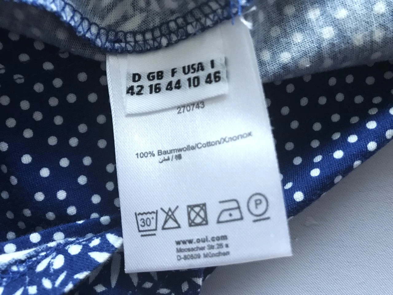 QUI M42 blusa branca azul sem mangas com pérolas . – photo 9